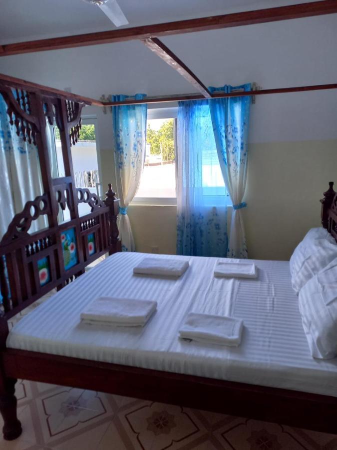 Rhino Apartment Watamu Esterno foto